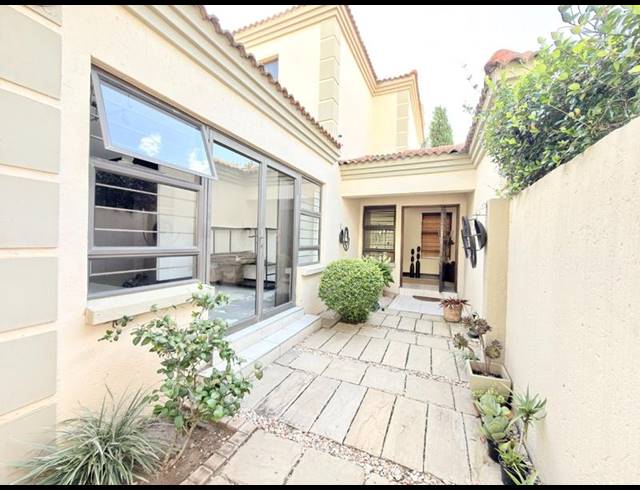 3 BEDROOM PROPERTY TO RENT IN BROADACRES